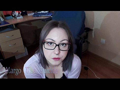 ❤️ Une fille sexy avec des lunettes suce profondément un gode devant la caméra Vidéo de baise at porn fr.online4sex.ru ❤