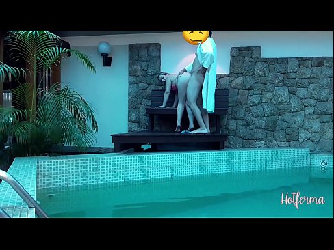 ❤️ Le patron invite la femme de chambre à la piscine, mais n'a pas pu résister à une chaude Vidéo de baise at porn fr.online4sex.ru ❤